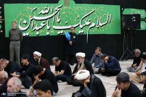مراسم عزادارای شب عاشورا در حرم مطهر امام خمینی