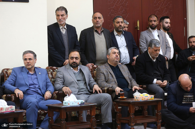 دیدار شهردار و اعضای شورای شهر تهران با سید حسن خمینی