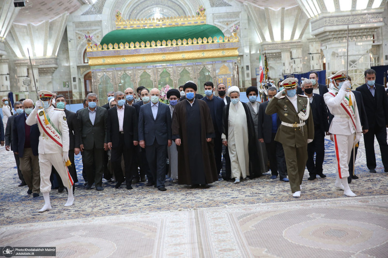 تجدید میثاق رئیس و نمایندگان مجلس شورای اسلامی با آرمان‌های امام خمینی(س)