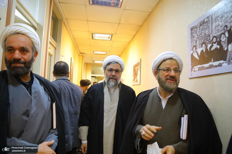 هشمتین نشست تبیین مکتب امام خمینی با عنوان «تاثیر مکتب فقهی امام خمینی (س) بر فقه سیاسی شیعه‎‎»