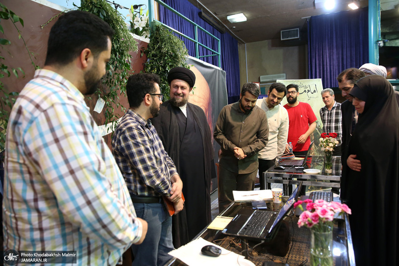 بازدید سیدحسن خمینی از  کارگاه طراحی زندگی سیاسی و عرفانی امام خمینی (ره) در حسینیه جماران