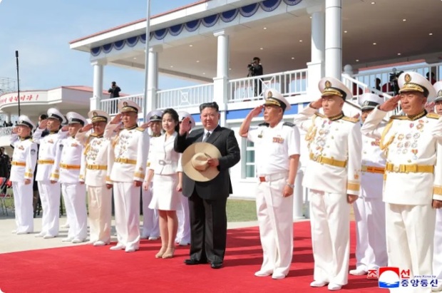 دختر کیم جونگ اون به عنوان وارث احتمالی رهبر کره‌شمالی برگزیده شد