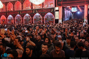 حرم مطهر حضرت عباس(س) در شب اربعین 