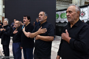 عزادارای روز تاسوعا در حرم امام خمینی (س)