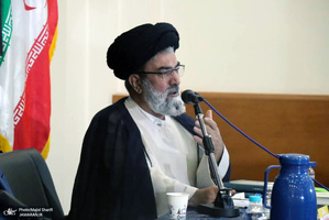 جلسه شورای معاونین و مدیران موسسه تنظیم و نشر آثار امام خمینی (س) در خمین