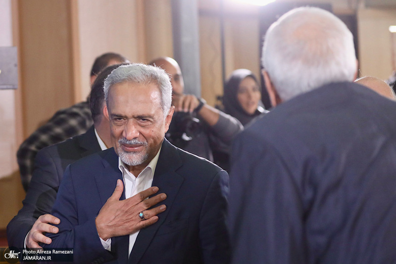 نشست رو‌نمایی کتاب در اندیشه ایران