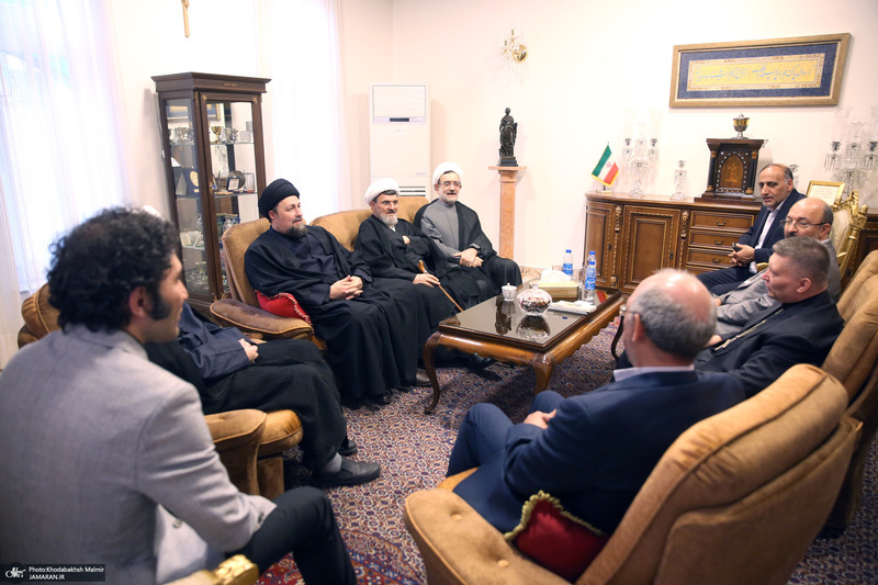 حضور سید حسن خمینی در سفارت واتیکان