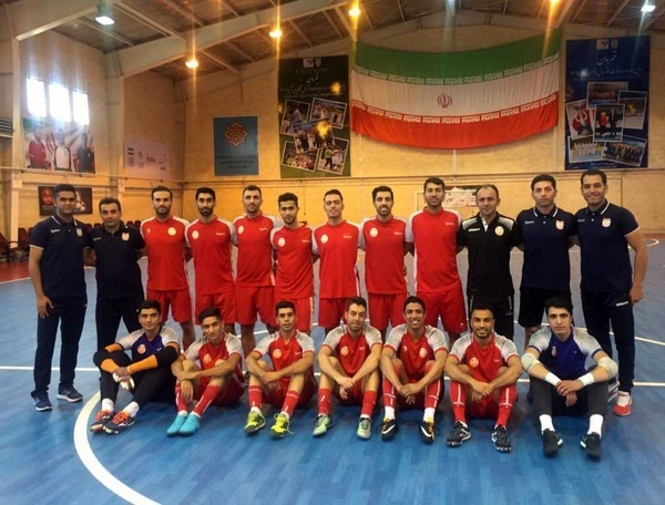 اردوی آماده‌سازی شاگردان بی‌غم در تهران برپا شد  بازدید دبیر فدراسیون فوتبال از تمرینات مس سونگون