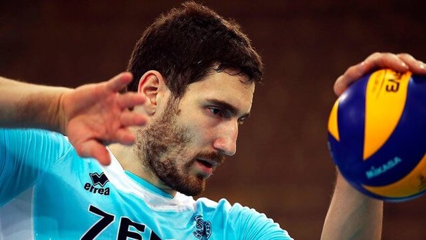 تمجید جالب مرد 2 متر و 2 سانتی متری از کریستیانو رونالدو!
