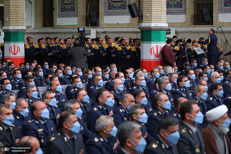 دیدار جمعی از فرماندهان نیروی هوایی و پدافند هوایی ارتش با رهبر معظم انقلاب