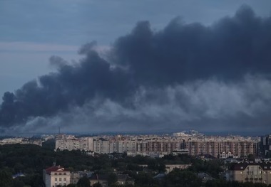 حمله روسیه با 600 پهپاد و ده‌ها موشک به غرب اوکراین + تصاویر