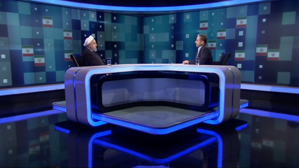 انقلابی بودن به معنای دخالت در زندگی خصوصی مردم نیست/ در این انتخابات با دو رویکرد «عمل» و «شعار» مواجهیم/رقابت بین «سخت‌گیری» و «اعتدال» است