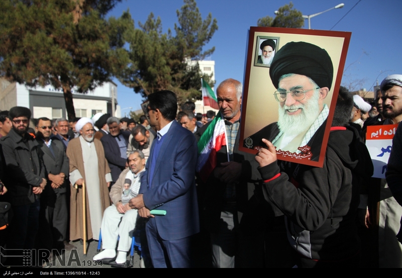 تجمع و راهپیمایی مردمی در اعتراض به آشوب های اخیر در استان