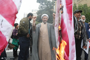 راهپیمایی باشکوه 13 آبان در تهران - 1