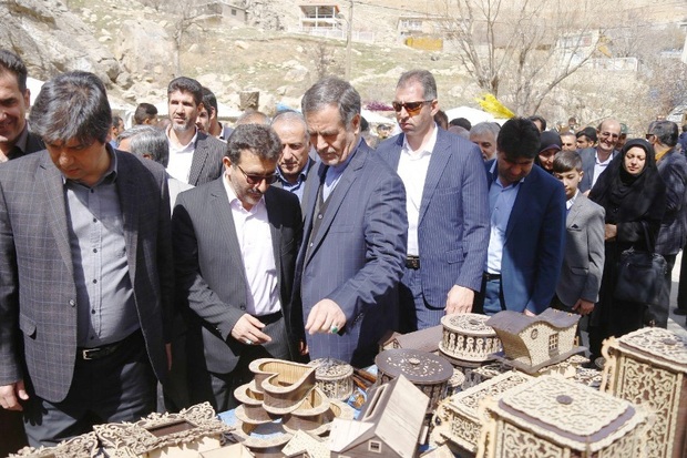 فارسان میزبان مناسبی برای گردشگران است