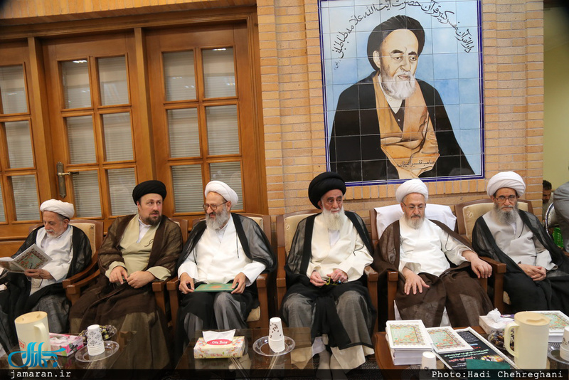 مراسم بزرگداشت والده آیت الله واعظ موسوی در بیت علامه طباطبایی قم