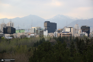 حال و هوای بهاری پل طبیعت تهران