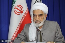 ماموستا فائق رستمی، نماینده کردستان در مجلس خبرگان: برای جهان اسلام افتخار است که ایران در دفاع از مظلومین و محرومین جهان قد علم کرده/ باید دشمن را بشناسیم و علیه تجاوز متحد شویم/ دشمن به خاطر چپاول و غارت آمده است