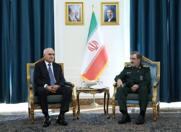 سرلشکر رضایی: ترامپ در باتلاق جنگ و مذاکره گرفتار شده است؛ آمریکا آینده‌ای در منطقه ندارد