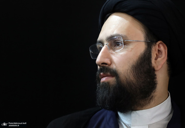 سید علی خمینی:  زحمات پیشتازان را ارج نهیم، نقاط قوت آنان را برجسته و نقاط ضعفشان را با چشم‌پوشی بپذیریم/ صِرف اجتهاد، برای مدیریت جامعه کافی نیست