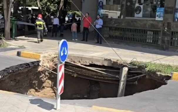 جزییات نشت ماده عجیب در خیابان نشاط شهر اصفهان؛ آن ماده عجیب چه بود؟ + فیلم