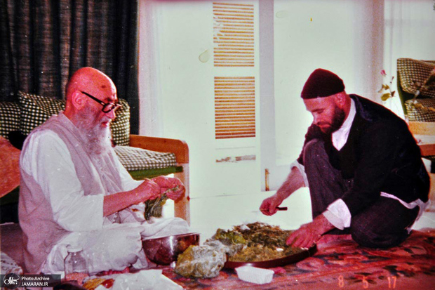 خاطره همسر آیت الله مرعشی نجفی از رفتارش در خانه