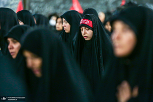 دومین روز مراسم وداع با رهبر شهید انقلاب در مصلای تهران