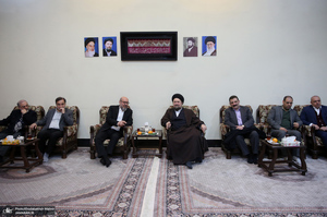 دیدار رئیس و مدیران بنیاد مستضعفان با سید حسن خمینی