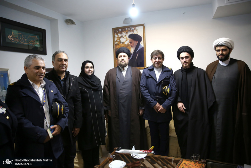 دیدار مدیر عامل و  کارکنان کیش ایر با یادگار امام