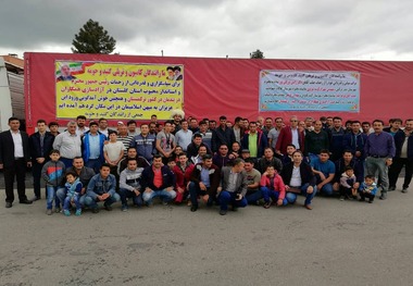 رژه رانندگان تریلی و کامیون برای قدردانی از زحمات رییس‌جمهور و نمایندگان + تصاویر