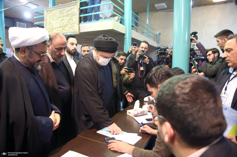 حضور سید حسن خمینی در انتخابات مجلس شورای اسلامی و مجلس خبرگان رهبری
