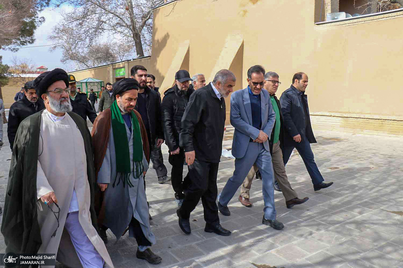 حضور علی نیکزاد در بیت و زادگاه امام خمینی (س)