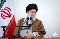 دیدار دست‌اندرکاران کنگره شهدای روحانی با رهبری (7)