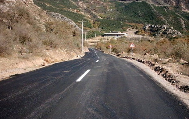 راه 9 روستای خداآفرین آسفالت می شود