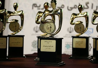 شهردار تبریز چهره برتر سال 96 راه و ساختمان کشور شد