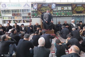 عزاداری اربعین حسینی در دفتر آیت الله العظمی صانعی (ره)