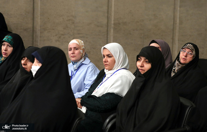 دیدار مسئولان نظام و مهمانان کنفرانس وحدت اسلامی با رهبر معظم انقلاب