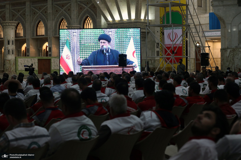 دیدار امدادگران هلال احمر با سید حسن خمینی