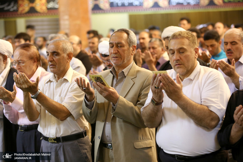 اقامه نماز عید سعید فطر در حسینیه شماره 2 جماران