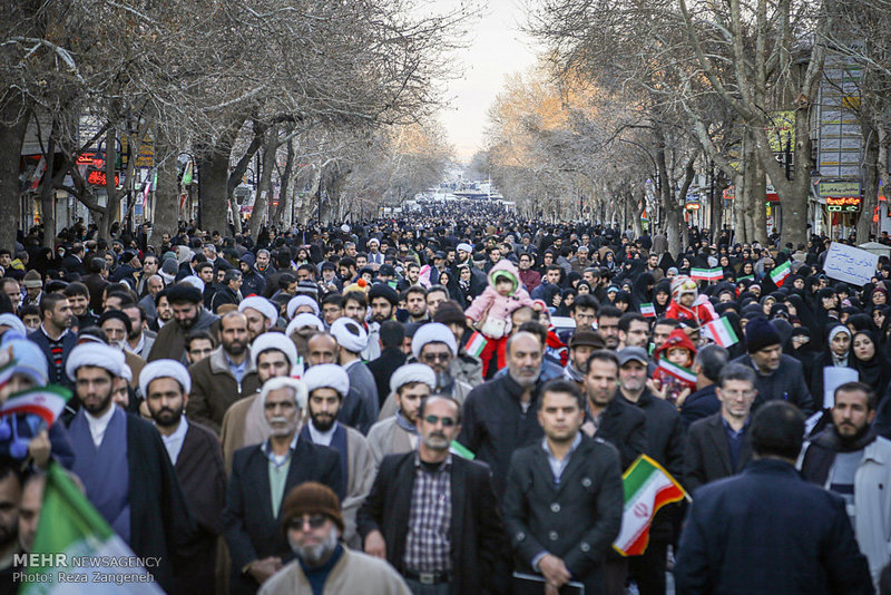 تجمع و راهپیمایی مردمی در اعتراض به آشوب های اخیر در استان 