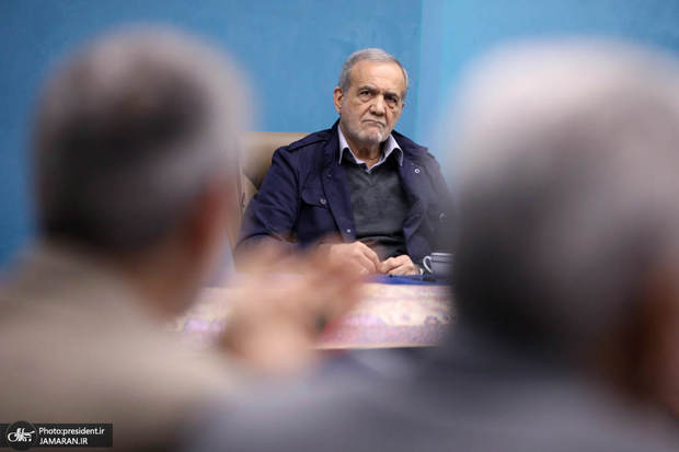 پزشکیان: ۱۷ هزار کشته تصادفات در سال مثل این است که هر روز یک هواپیمای مسافربری سقوط کند! + فیلم