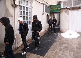 بازدید اقشار مختلف مردم از بیت امام خمینی (س) در جماران-1