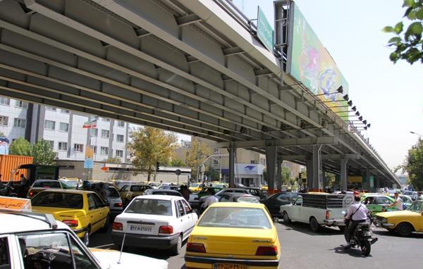 بازگشایی مسیر شرق به غرب پل کریمخان