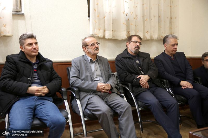 دیدارمدیران و جمعی از اعضای تحریه موسسه مطبوعاتی ایران و خبرگزاری ایرنا با سید حسن خمینی