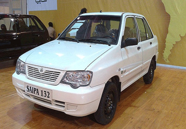قیمت خودروهای داخلی کاهش یافت