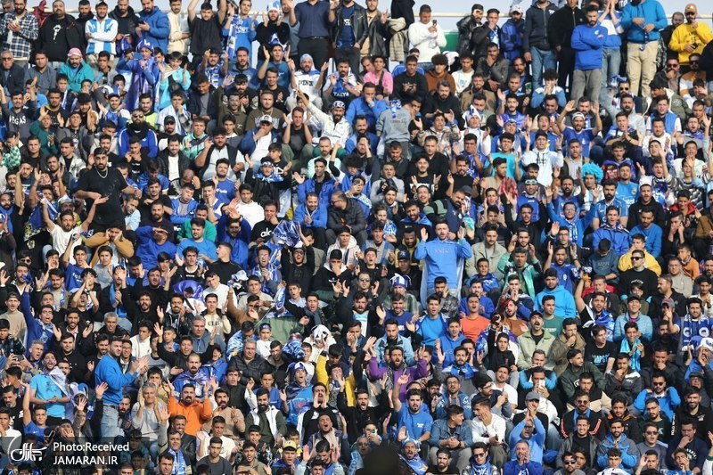 ویدیو| تیفوی کنایه آمیز استقلالی ها برای دربی 106