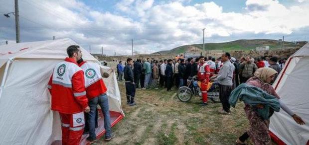 اصناف البرزبه کمک زلزله زدگان غرب کشور می شتابند