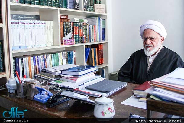 دلیل عدم حضور طیف لاریجانی و احمدی نژاد در ائتلاف اصولگرایان/ لیست جامعتین برای خبرگان این هفته اعلام می شود/ دلایل به سرانجام نرسیدن تحقیق و تفحص ها/ اصولگرایان با غربالگری کاندیدا انتخاب می کنند