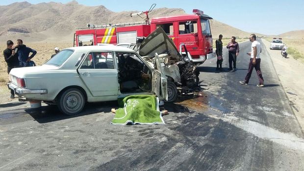 تصادف در جاده تیران- شهرکرد دو نفر را به کام مرگ کشید
