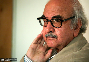 استاد شفیعی کدکنی: اصل اول باید ایران باشد